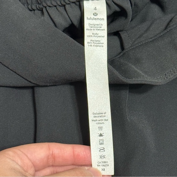 Lululemon Noir Crop Black Trouser Flowy Business Office Pant Size 4 - Picture 7 of 10